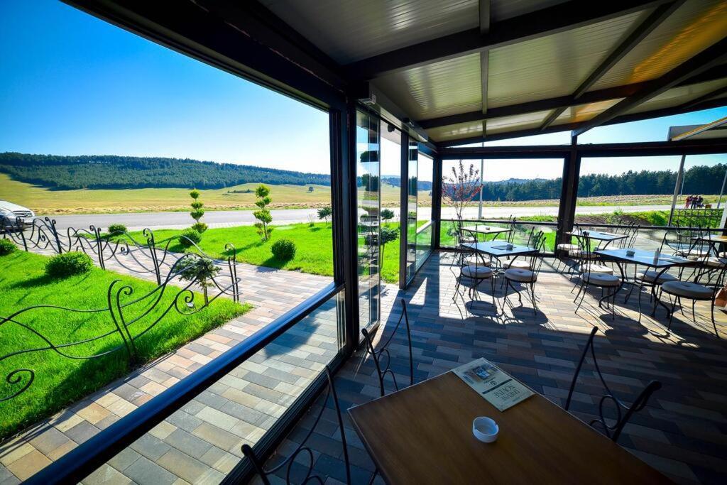 Adonis Zlatibor 205 Apartment Bagian luar foto